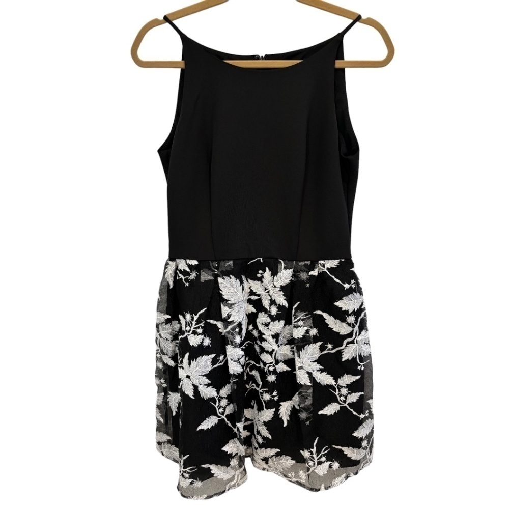 Just Taylor Black White Embroidered Sheer Lined Skirt Sleeveless Dress Size 8